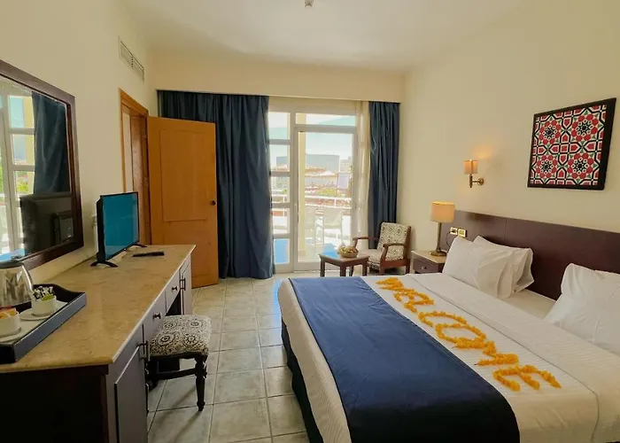 Reef 4* Şarm El-Şeyh