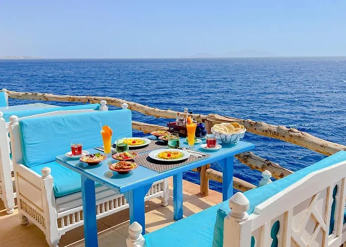 Reef Resort 4*