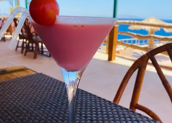 Reef Resort 4*