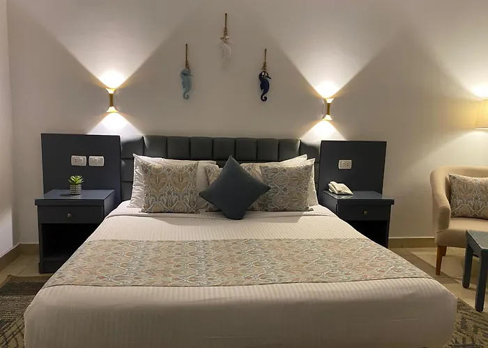 Resort Reef 4*